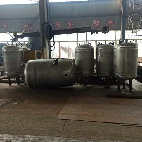 连续排污扩容器